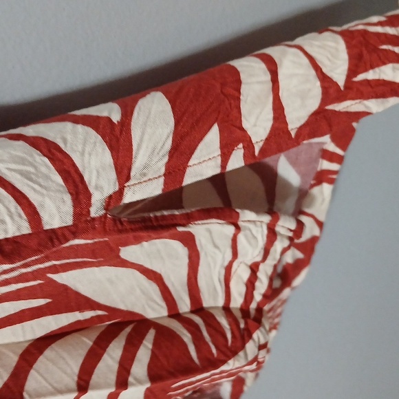 H&M 100% Viscose Tropical Print V-neck Midi Dress Womens Medium Resortwear Boho - Picture 5 of 6